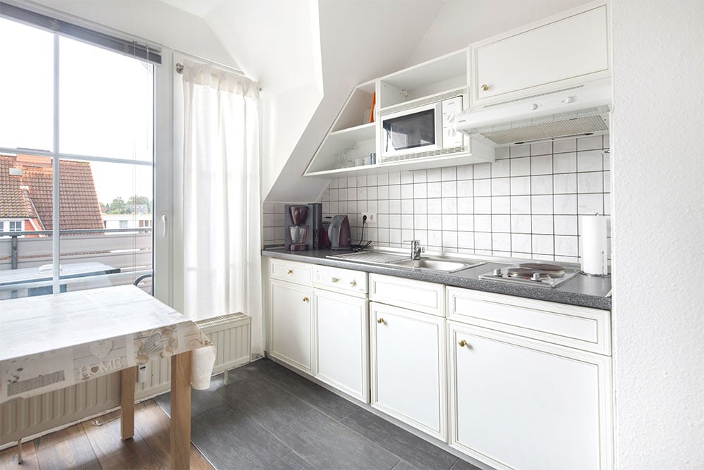 Vollausstattung der Küche Appartement mit Küchenzeile